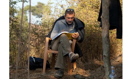 'KURU OTLAR ÜSTÜNE' NURİ BİLGE CEYLAN'IN EN ÇOK SEYİRCİ TOPLAYAN FİLMİ OLDU 